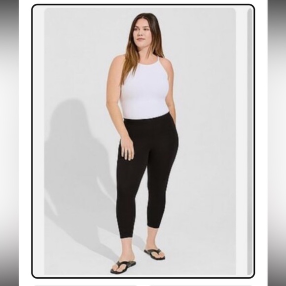 TORRID Womens Size 1 Black Comfort Waist Crop Premium Leggjngs - Picture 3 of 7